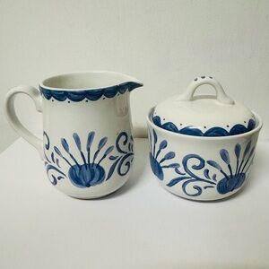 Corelle Creamer & Sugar Bowl with Lid Vintage Corning Pattern Stoneware